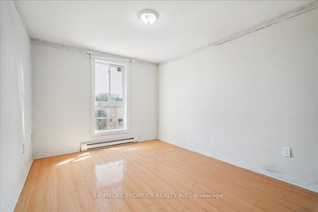 2102 - 100 Mornelle Ct, Townhouse with 4 bedrooms, 3 bathrooms and 1 parking in Toronto ON | Image 7