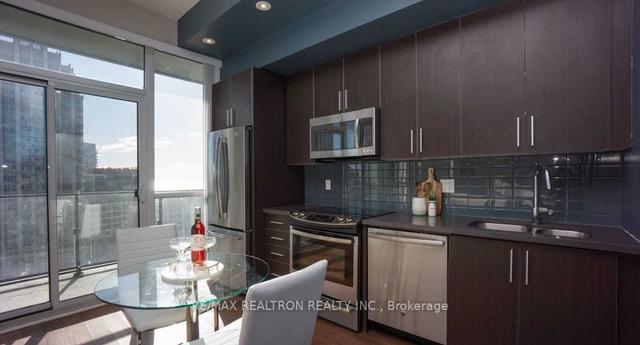 sph07 - 50 Bruyeres Mews, Condo with 1 bedrooms, 1 bathrooms and 1 parking in Toronto ON | Image 12