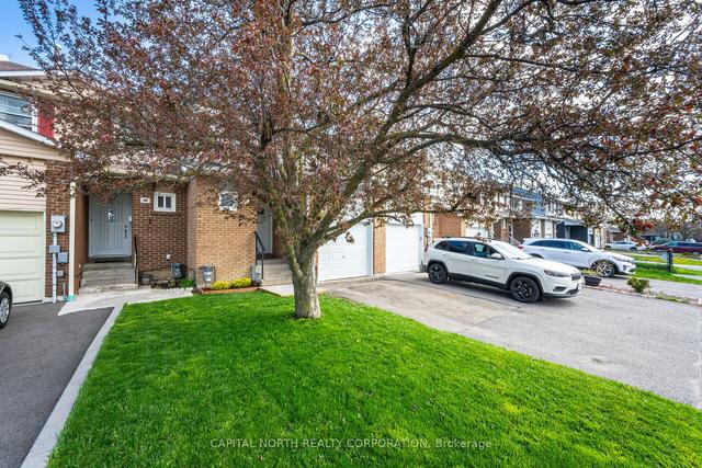 140 Ashurst Cres, House attached with 3 bedrooms, 2 bathrooms and 2 parking in Brampton ON | Image 12