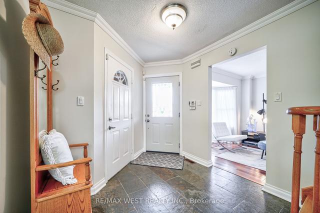 97 Grover Dr, House detached with 4 bedrooms, 4 bathrooms and 5 parking in Toronto ON | Image 34