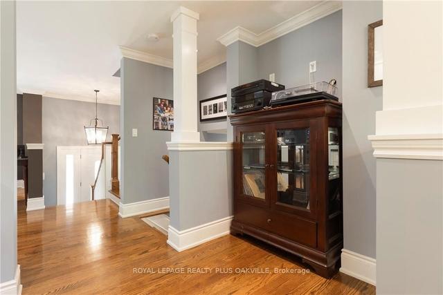 165 Walby Dr, House detached with 3 bedrooms, 4 bathrooms and 6 parking in Oakville ON | Image 8