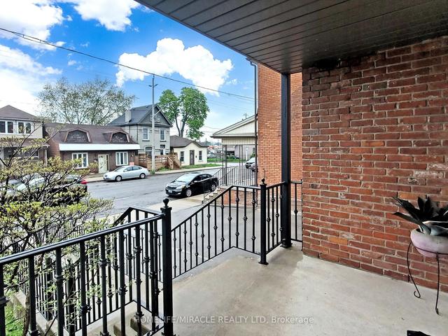 208 Wellington St N, House detached with 3 bedrooms, 4 bathrooms and 7 parking in Hamilton ON | Image 36