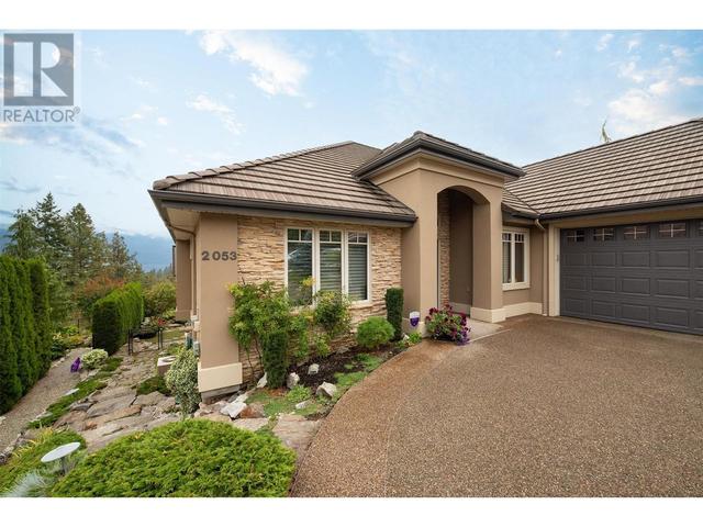2053 Capistrano Drive, House detached with 4 bedrooms, 3 bathrooms and 6 parking in Kelowna BC | Image 94