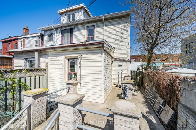 445 Rogers Rd, House semidetached with 2 bedrooms, 2 bathrooms and 0 parking in Toronto ON | Image 31