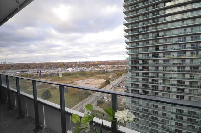 2015 - 30 Shore Breeze Dr, Condo with 1 bedrooms, 1 bathrooms and 1 parking in Toronto ON | Image 6