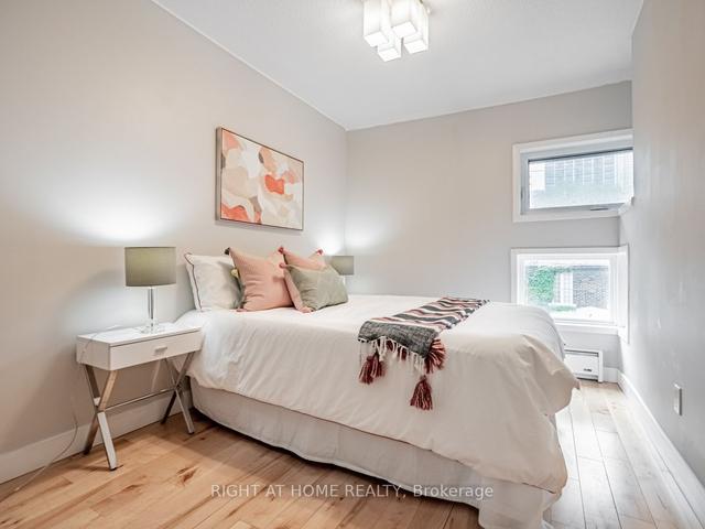 257 Ontario St, House attached with 3 bedrooms, 2 bathrooms and 2 parking in Toronto ON | Image 7