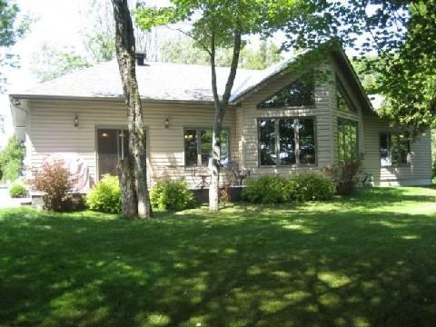 61 Algoma St, House detached with 3 bedrooms, 2 bathrooms and 2 parking in Thessalon ON | Image 2