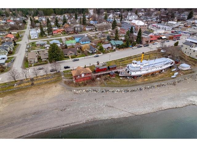 311 Front St, House detached with 3 bedrooms, 2 bathrooms and 4 parking in Kaslo BC | Image 76