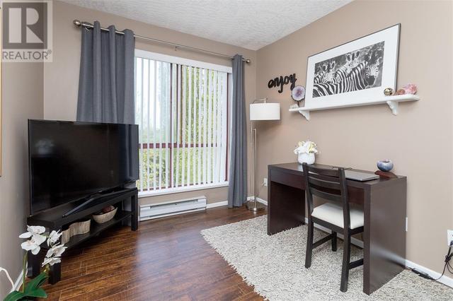 414 - 545 Manchester Rd, Condo with 2 bedrooms, 2 bathrooms and 1 parking in Victoria BC | Image 18
