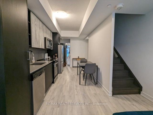 115 - 251 Manitoba St, Townhouse with 2 bedrooms, 2 bathrooms and 1 parking in Toronto ON | Image 10