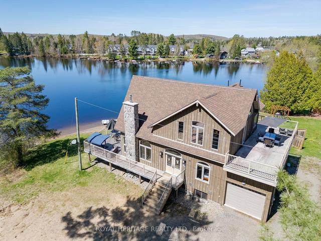 15 Lake St, House detached with 6 bedrooms, 2 bathrooms and 5 parking in Kearney ON | Image 23