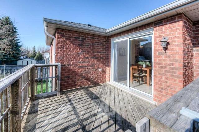 56 Essex Point Dr, House detached with 3 bedrooms, 3 bathrooms and 4 parking in Cambridge ON | Image 19