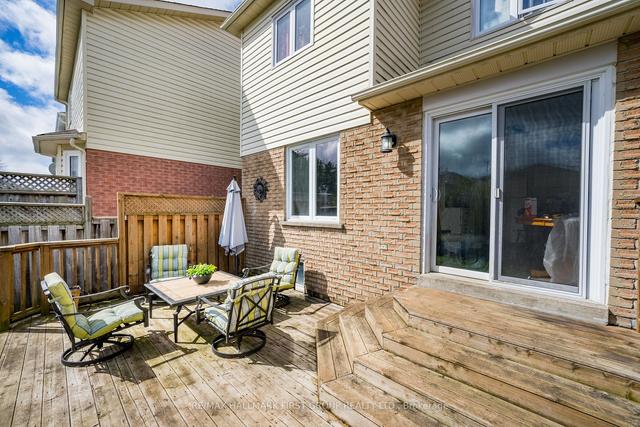 29 Mcmann Cres, House detached with 3 bedrooms, 2 bathrooms and 2 parking in Clarington ON | Image 2