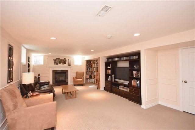 8 Thicket Rd, House detached with 5 bedrooms, 3 bathrooms and 4 parking in Toronto ON | Image 17