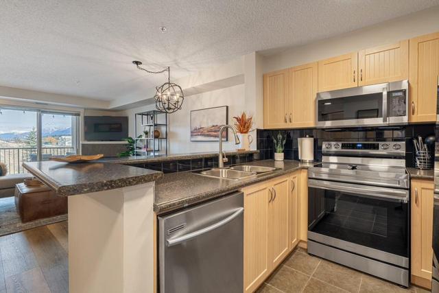 1213 - 205 Third Ave, Condo with 2 bedrooms, 2 bathrooms and 1 parking in Invermere BC | Image 4