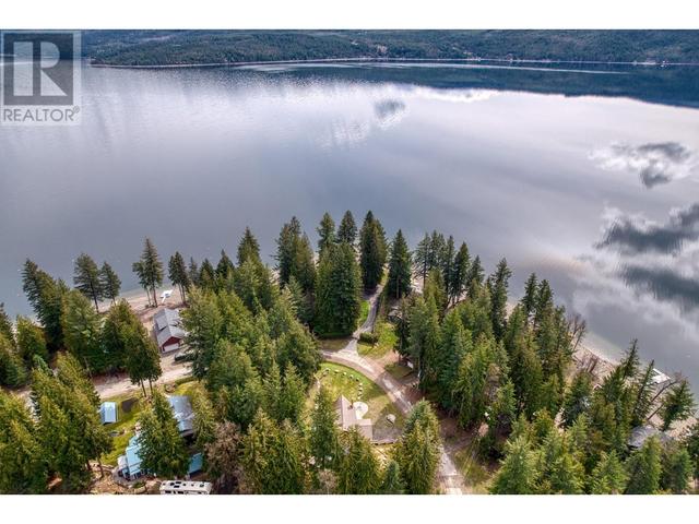 7889 Gardiner Road, House detached with 4 bedrooms, 3 bathrooms and 6 parking in Columbia Shuswap F BC | Image 38
