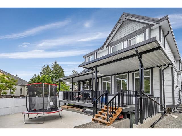 7893 147a St, House detached with 8 bedrooms, 8 bathrooms and 6 parking in Surrey BC | Image 37