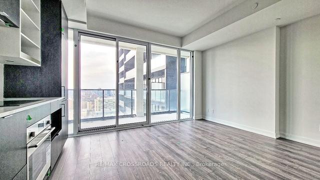 2418 - 20 Edward St, Condo with 1 bedrooms, 1 bathrooms and 0 parking in Toronto ON | Image 9