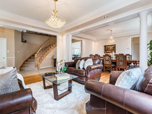 4 Latania Blvd, House detached with 5 bedrooms, 4 bathrooms and 6 parking in Brampton ON | Image 40