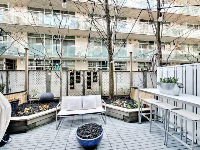 TH-4 - 2067 Lake Shore Blvd, Townhouse with 3 bedrooms, 2 bathrooms and 2 parking in Toronto ON | Image 10