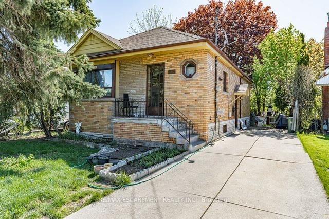 397 E 28th St, House detached with 3 bedrooms, 2 bathrooms and 4 parking in Hamilton ON | Image 12