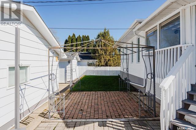 1616 Jackson Ave, House detached with 2 bedrooms, 2 bathrooms and null parking in Saskatoon SK | Image 32