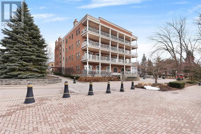 203 - 252 Dalhousie St, Condo with 2 bedrooms, 2 bathrooms and null parking in Amherstburg ON | Image 1