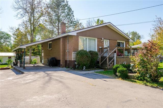 81 Barry Road, House detached with 4 bedrooms, 1 bathrooms and 6 parking in Quinte West ON | Image 16