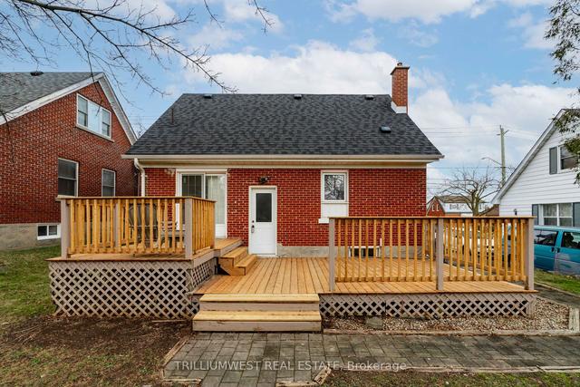 465 East Ave, House detached with 2 bedrooms, 2 bathrooms and 2 parking in Kitchener ON | Image 24