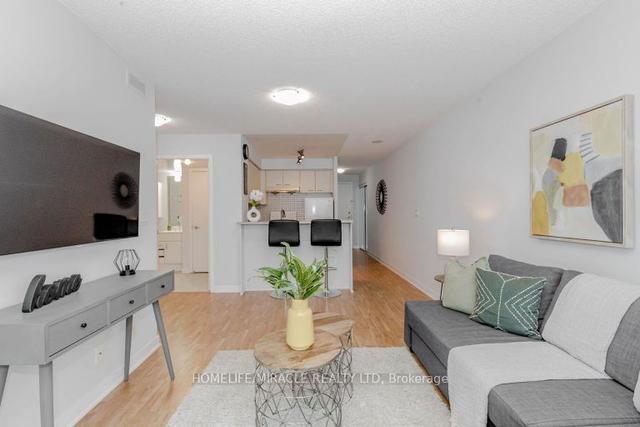 1915 - 36 Lee Centre Dr, Condo with 1 bedrooms, 1 bathrooms and 1 parking in Toronto ON | Image 40