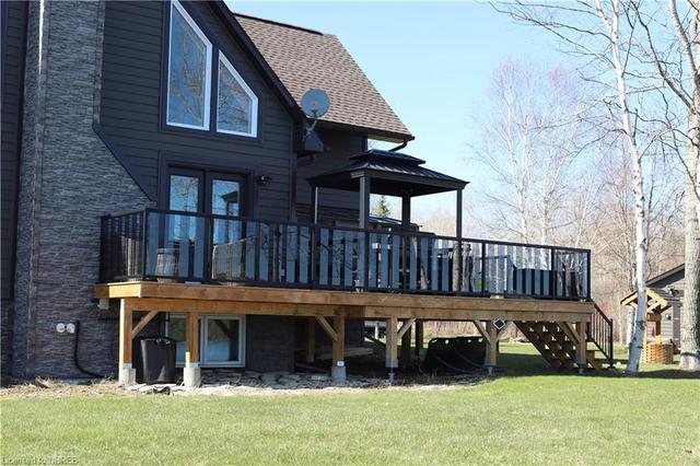 33 White Bear Crt, House detached with 4 bedrooms, 2 bathrooms and 19 parking in Temagami ON | Image 47