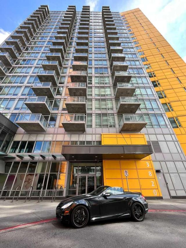 1610 - 3820 Brentwood Rd Nw, Condo with 1 bedrooms, 1 bathrooms and 361 parking in Calgary AB | Image 1