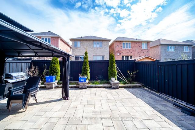 59 Formosa Ave, House detached with 4 bedrooms, 4 bathrooms and 2 parking in Ajax ON | Image 29
