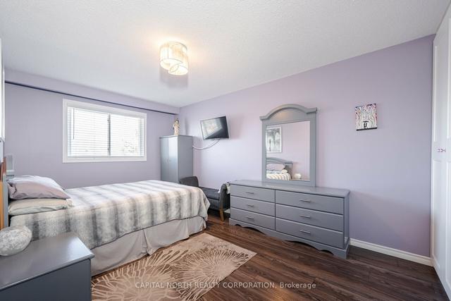 140 Ashurst Cres, House attached with 3 bedrooms, 2 bathrooms and 2 parking in Brampton ON | Image 5