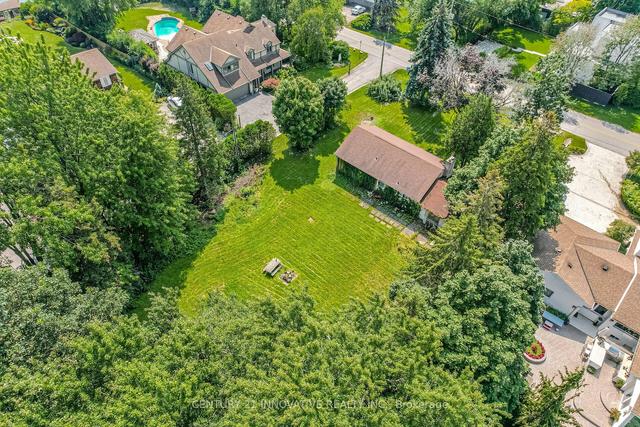 15 Third Line, House detached with 2 bedrooms, 1 bathrooms and 6 parking in Oakville ON | Image 20