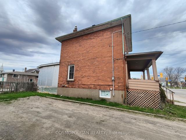 523 Front St, House detached with 6 bedrooms, 2 bathrooms and 2 parking in North Bay ON | Image 19