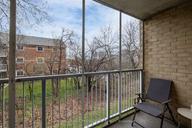 211 - 316 Kingsdale Ave, Condo with 2 bedrooms, 1 bathrooms and 1 parking in Kingston ON | Image 7