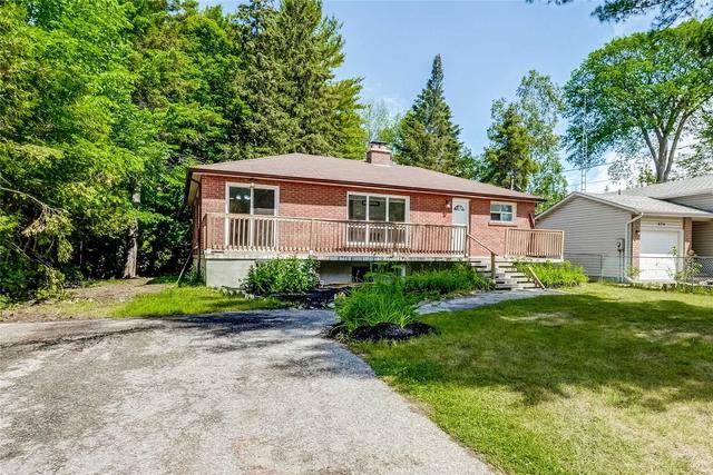 678 Trinity St, House detached with 3 bedrooms, 1 bathrooms and 6 parking in Innisfil ON | Image 1
