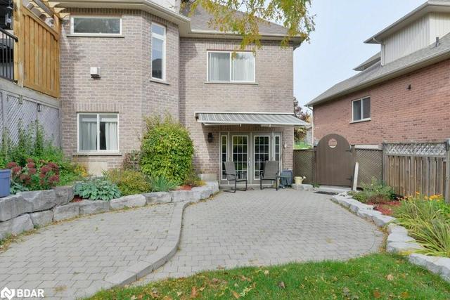 21 Cleopatra Court, House detached with 4 bedrooms, 3 bathrooms and 5 parking in Orillia ON | Image 28