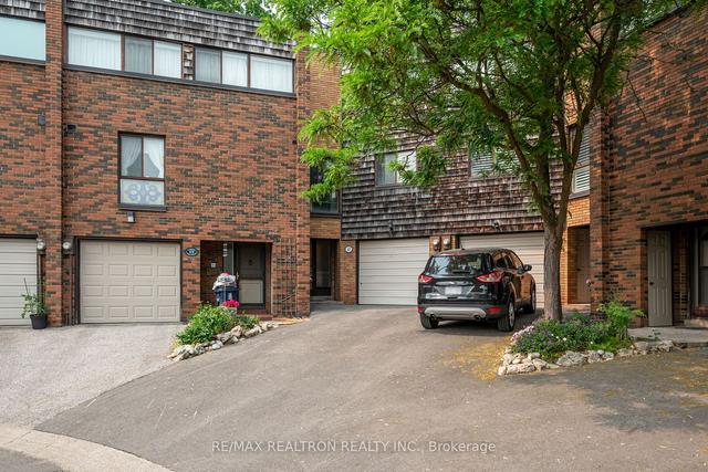 47 Laurie Shepway, Townhouse with 3 bedrooms, 2 bathrooms and 1 parking in Toronto ON | Image 12