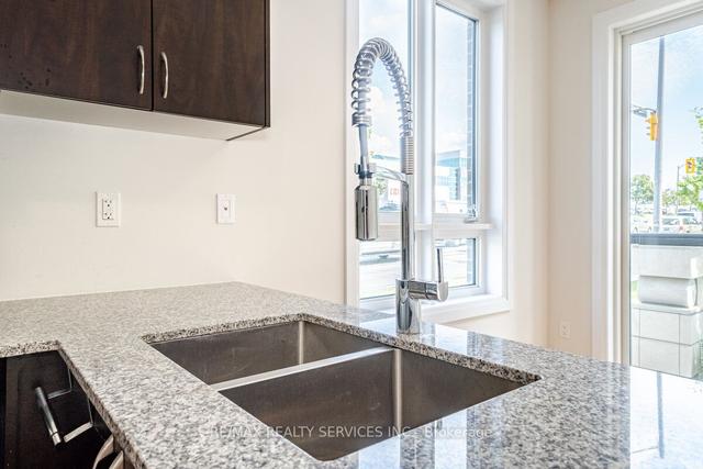 49 - 719 Lawrence Ave W, Townhouse with 1 bedrooms, 1 bathrooms and 0 parking in Toronto ON | Image 3