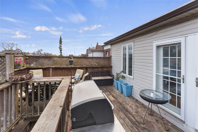 383 Perth Ave, House detached with 3 bedrooms, 2 bathrooms and 3 parking in Toronto ON | Image 11
