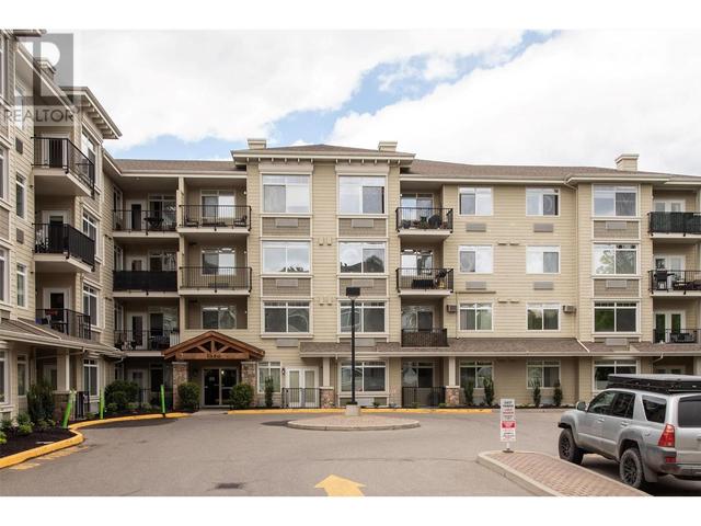 104 - 1350 Ridgeway Dr, Condo with 2 bedrooms, 2 bathrooms and 1 parking in Kelowna BC | Image 1