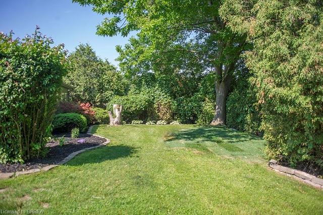 46 Kensington Ave, House detached with 3 bedrooms, 2 bathrooms and null parking in Brantford ON | Image 29