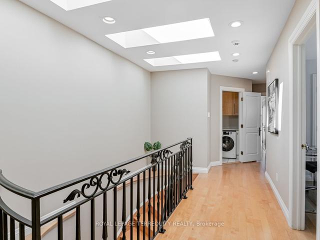 176 Joicey Blvd, House detached with 4 bedrooms, 4 bathrooms and 4 parking in Toronto ON | Image 13
