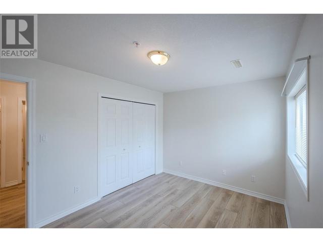 106 - 2245 Atkinson St, Condo with 2 bedrooms, 2 bathrooms and 1 parking in Penticton BC | Image 27