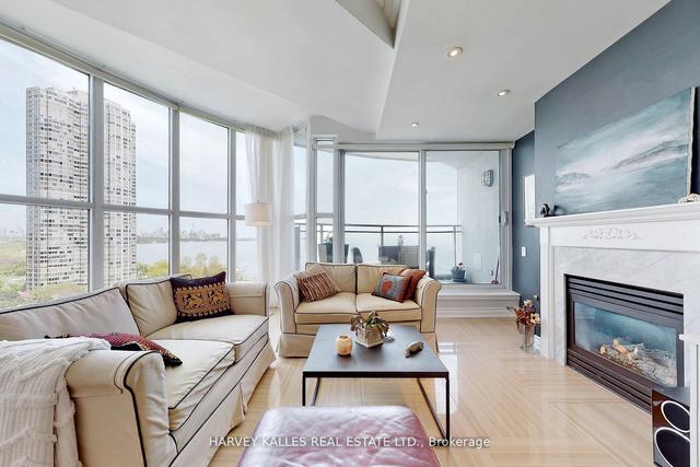 1202 - 2067 Lake Shore Blvd W, Condo with 2 bedrooms, 3 bathrooms and 1 parking in Toronto ON | Image 36