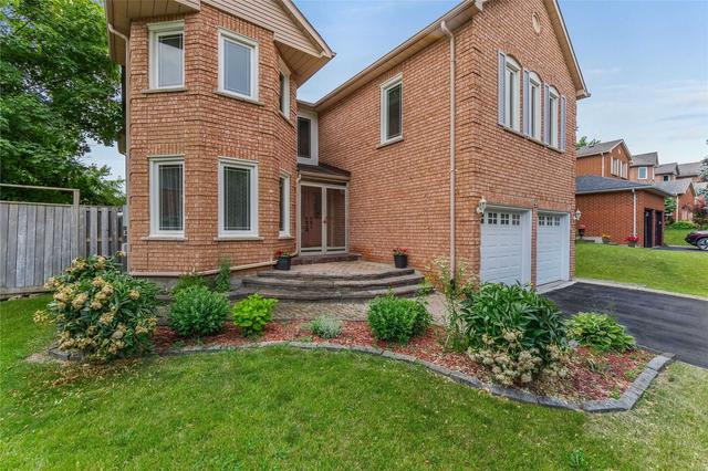 9 Goldsmith Cres, House detached with 5 bedrooms, 4 bathrooms and 6 parking in Newmarket ON | Image 12
