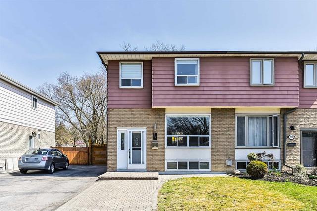 253 Cedar Ave, House semidetached with 3 bedrooms, 4 bathrooms and 6 parking in Richmond Hill ON | Image 1