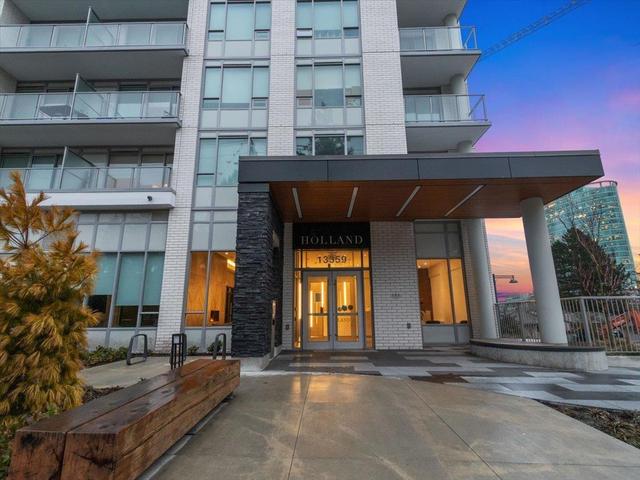 2408 - 13359 Old Yale Rd, Condo with 1 bedrooms, 1 bathrooms and null parking in Surrey BC | Image 2